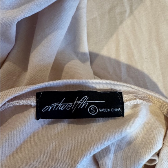 Tan  Eyelet Sleeve dress - Picture 6 of 6